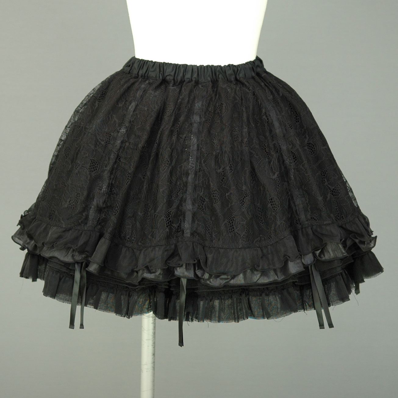 FRILL Theater Curtain Skirt by h. Naoto