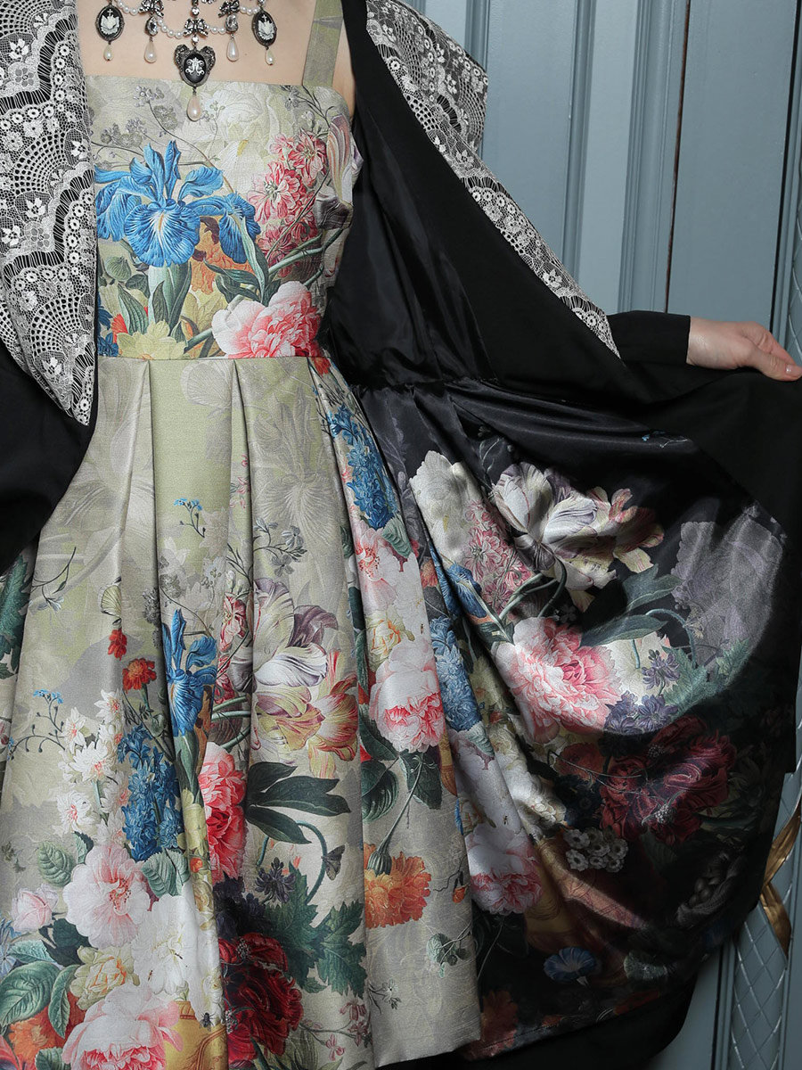 Flowers in a Vase Coat by Juliette et Justine